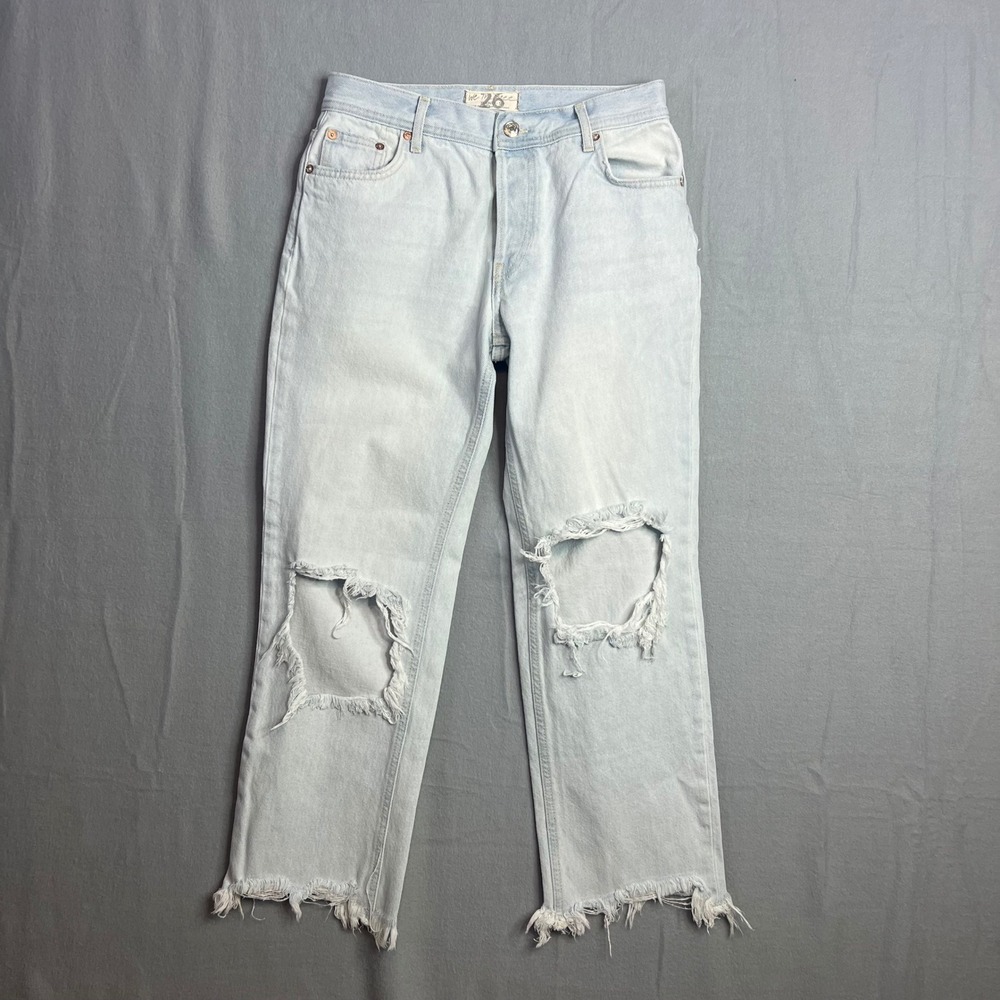 We The Free People Maggie Midrise Straight Leg Jean Sz 26‎ Button Fly Light Wash